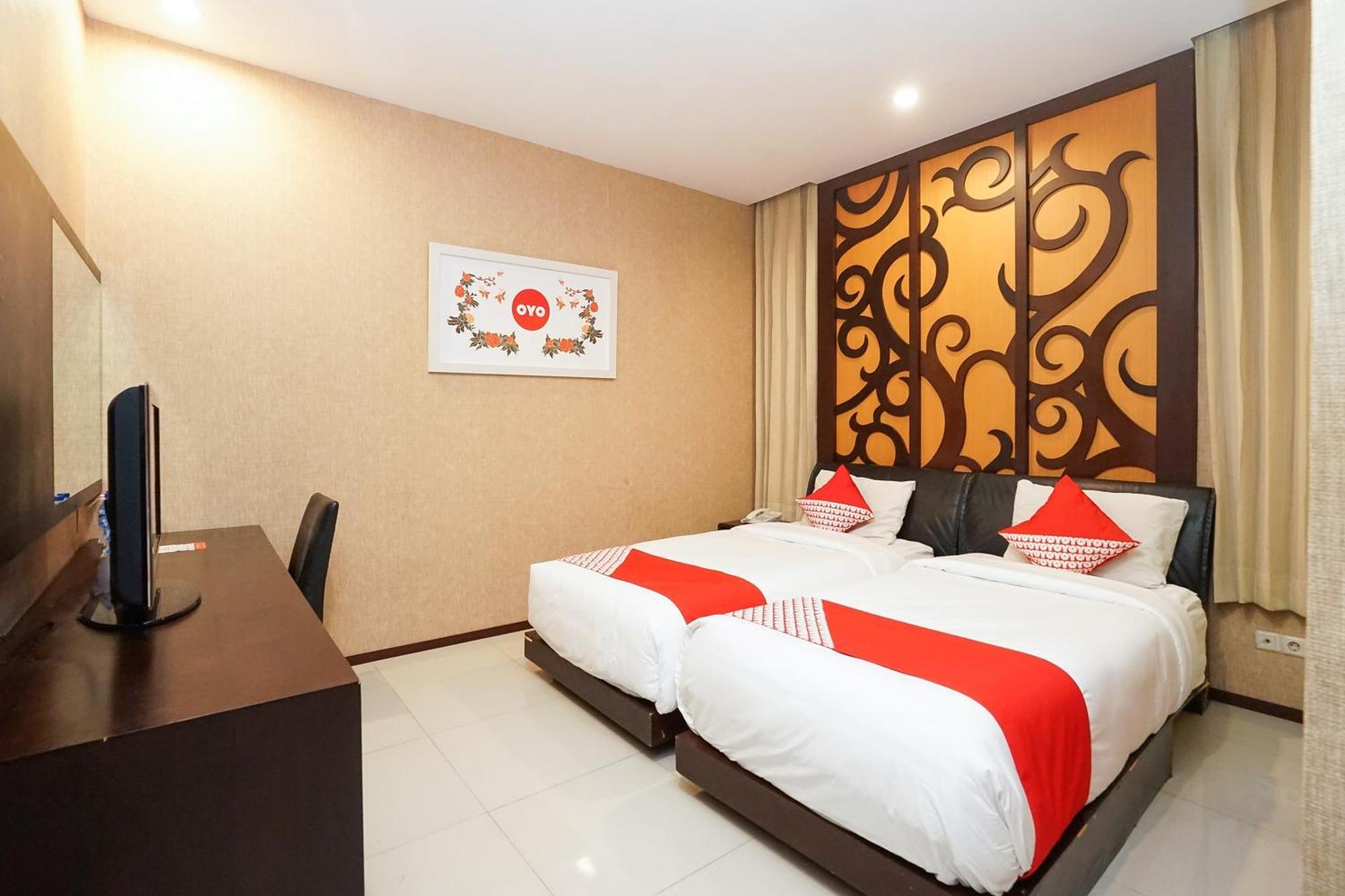 Hotel Istana Permata Ngagel Surabaya Exterior foto