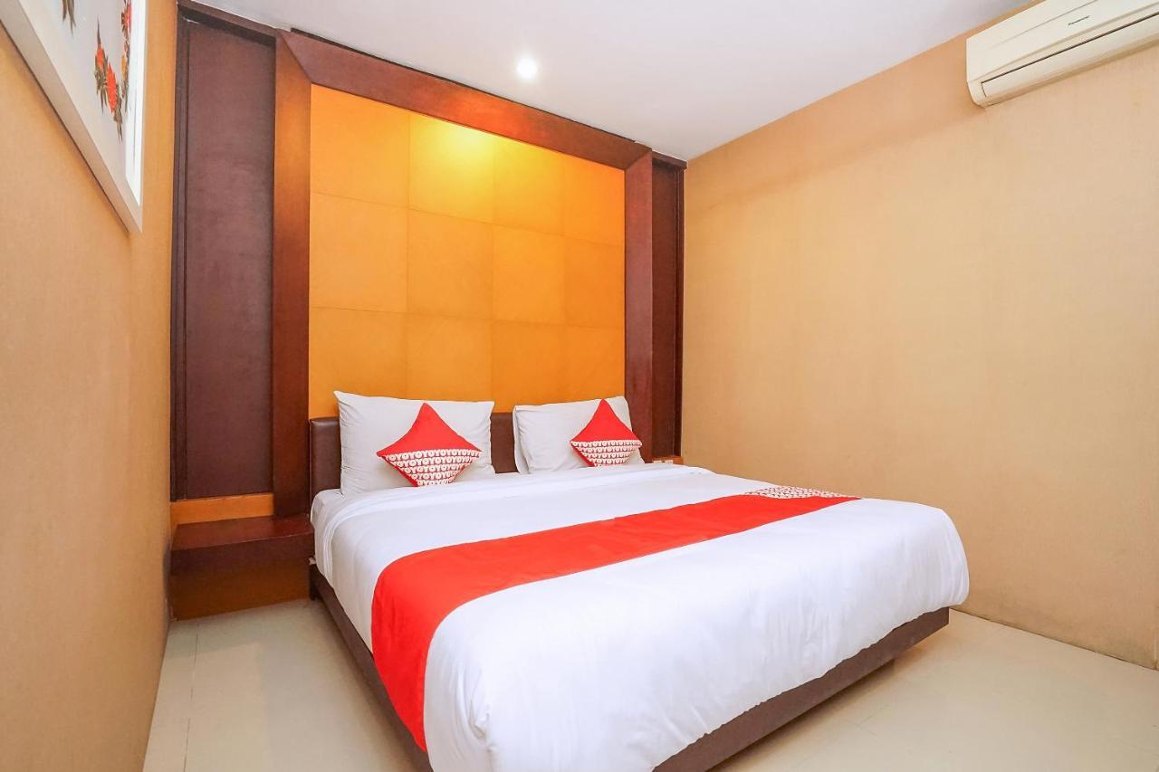 Hotel Istana Permata Ngagel Surabaya Exterior foto