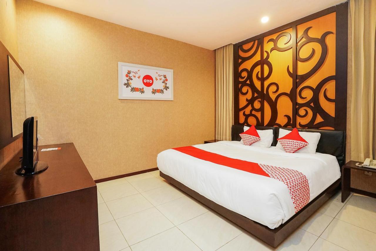 Hotel Istana Permata Ngagel Surabaya Exterior foto